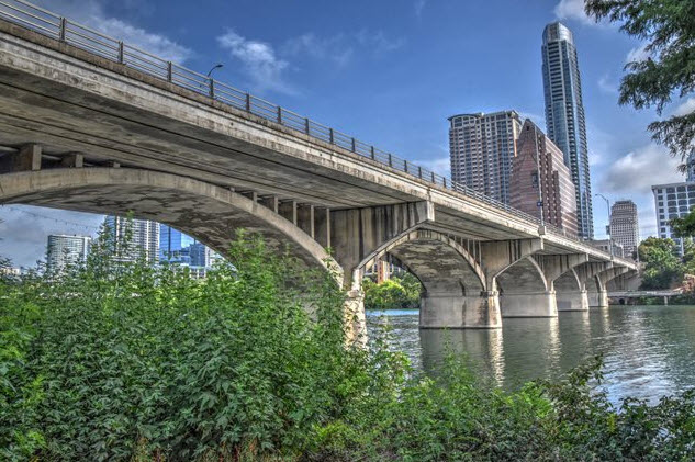 Austin bat habitat - Congress Avenue Bridge